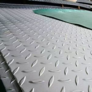 3mm 4mm Thick AISI 304 SUS304 Stainless Steel Checkered Plate Hot Rolled Tear