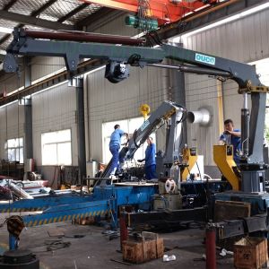 0.6T Telescopic Boom 8m Deck Pedestal Marine Cranes