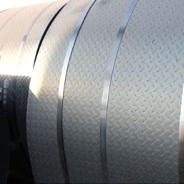 Quality 600mm-1500mm Hot Rolled Checkered Sheet Metal Coil JIS SS400 wholesale