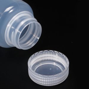 OEM Wide Neck Reagent Polypropylene PP Plastic Bottles 125 Ml Laboratory Grade