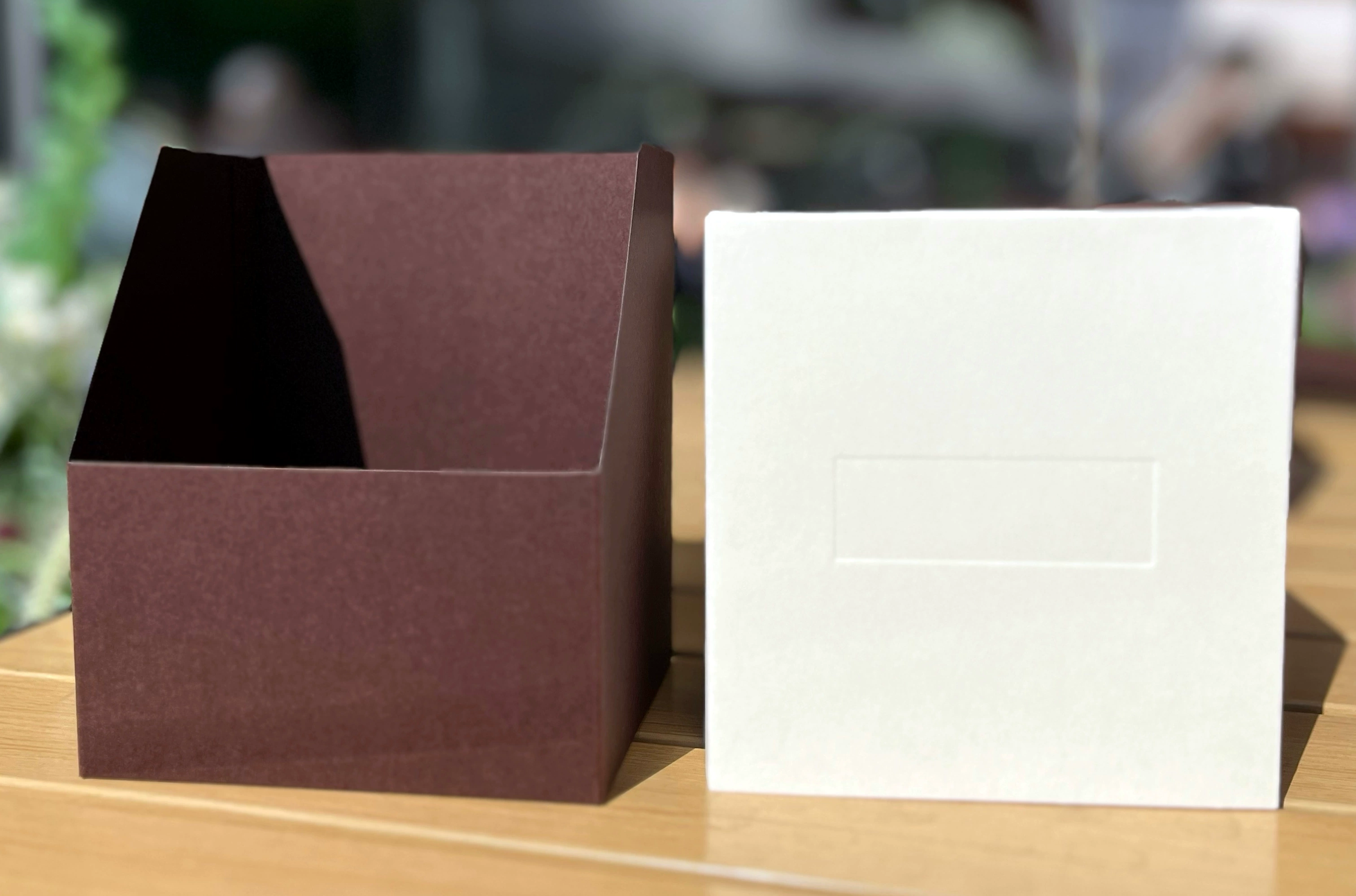 Custom White Rigid Gift Box for Coffee Tea Snacks