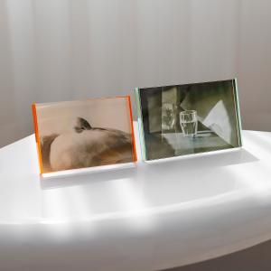 Custom 6'' X 8'' Acrylic Block Photo Frame With Removable Peg For Home Hotel