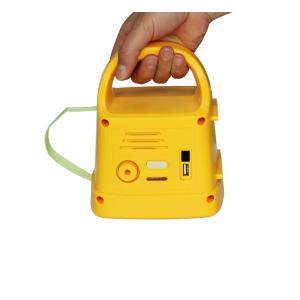 100Hrs Solar Power LED Lantern ABS Polycrystalline 4400mAh Solar Emergency Light