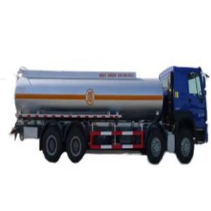 LHD RHD Oil Tanker Truck SINOTRUK 3 Axles 3 Compartments 6X4 30Cbm Loading