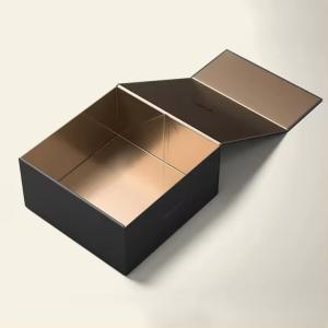 Square Foldable Cardboard Gift Boxes Magnetic With Lid Matt Lamination