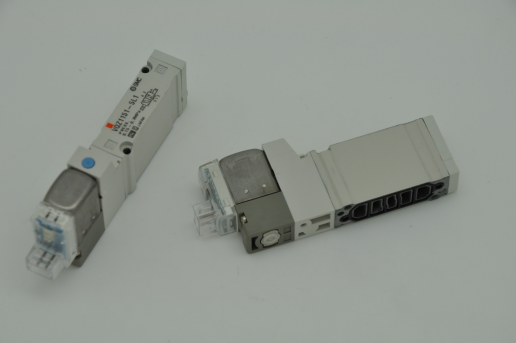 968500287,SOLENOID VALVE, 24 VDC, LED, SURGE SUPP, SMC VQZ1151-5L1