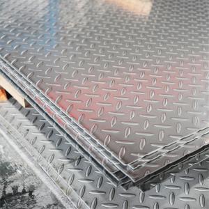 China 310 Stainless Steel Embossed Sheet 1500mm With GB Flat Shape 2B Surface Finish on sale