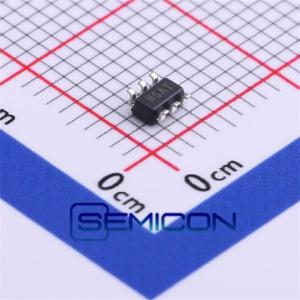 24V IC Integrated Circuits MAX1837EUT50+T Internal Switch Step Down Converters
