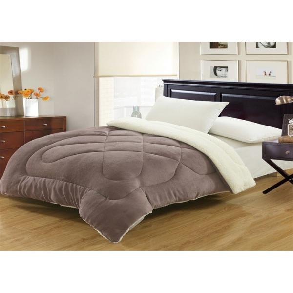 Quality Machine Made Winter Quilt Sets Max 240x260cm Size Stitching For Bedcover wholesale