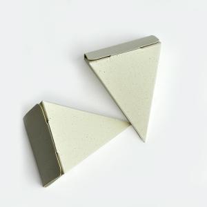Custom Triangle Aromatherapy Box Recyclable Paper Packaging