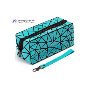 China Foldable Fashion Cosmetic Bags PVC Material Made With Diamond Pattern on sale