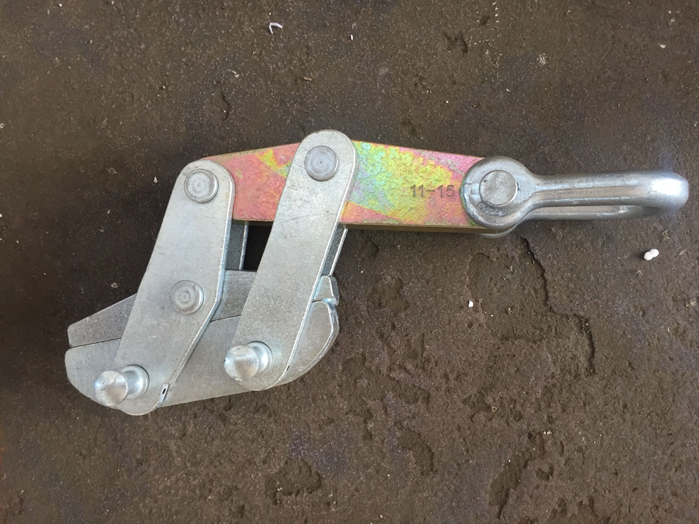 Heavy-Duty Cable Grip for 11-15mm Anti-Twist Steel Wire with 50-200 KN Rated Load and Durable Stainless Steel Construction