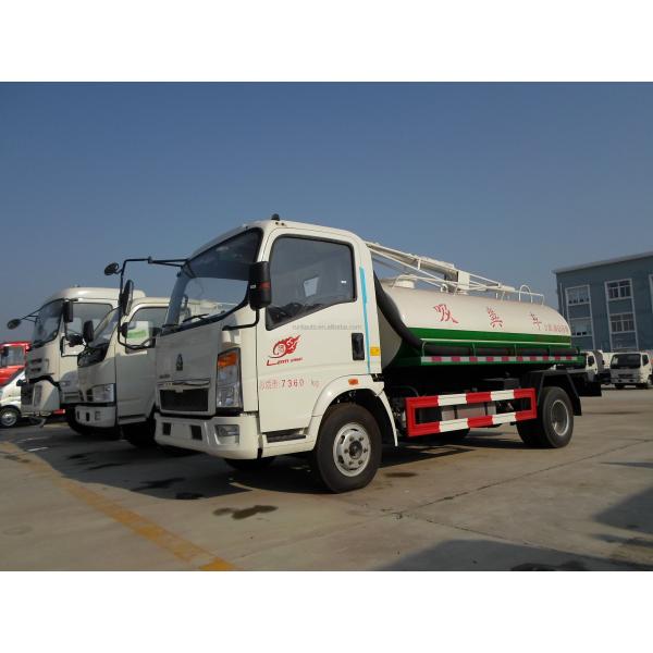 HOWO 4X2 Fecal Suction Truck 4000 Liters Euro II Suction Sewage Truck