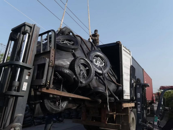 Pneumatic Rubber Fenders Suitable For STS Projects To Protect The Hull