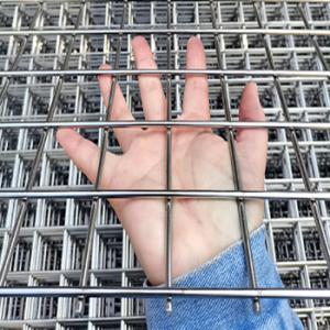 China anping galvanized wire mesh panels wire fencing 6mm welded wire mesh sheet