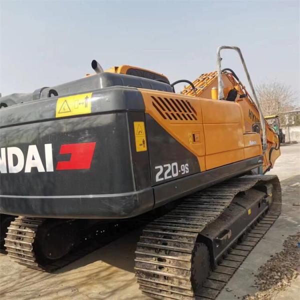 22000 KG Cummins Engine Used Hyundai R220 R220-9S Excavator in Shanghai Made in Korea