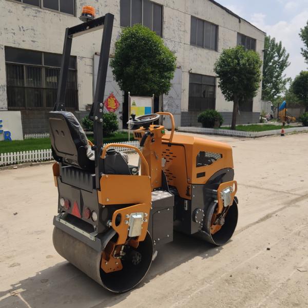 Quality Bm1500/Bm1600 Articulated Double Drum Vibratory Roller with 8.1kw Output Power wholesale