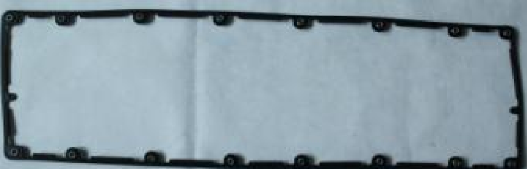 Oils Resistance VMQ Engine Gasket for Cummins 6BT Engines with Dimensions 943.5x301.2x17.3