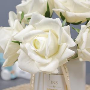 High end simulation flower with moisturizing and hydrating rose bouquet, with a