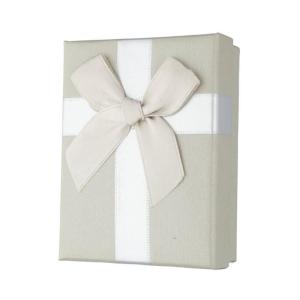 Medium Luxury Paper Jewelry Boxes With Open Way Lid And Base Design Customized