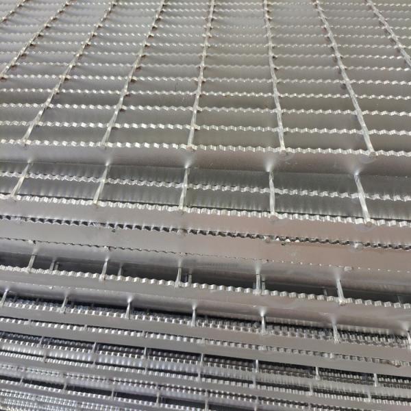 Quality YB/T4001.1-2007 Standard Gully Grating With 30mm Bearing Bar Spacing wholesale