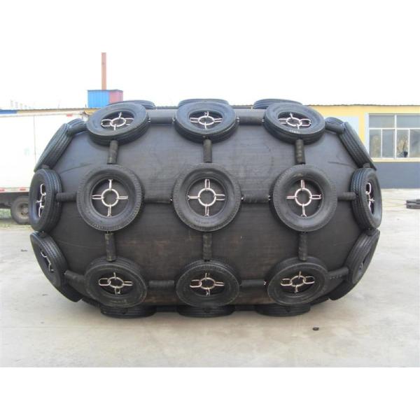 Quality 50kpa Submarine Sling Type Fender Yokohama Pneumatic Rubber Fender For Ship Berthing wholesale