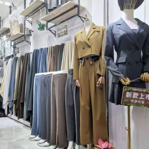 Breathable Twill Dyed Woven Suiting TR Fabric Rayon / Polyester