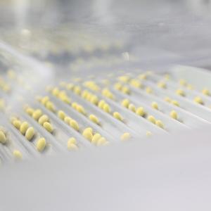 SS316 Multi Channels Electronic Tablet Counting Machine 200000pcs/H