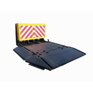 Honeycomb Aluminum 3M Reflective Film Vehicle Security Barriers Detachable