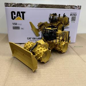 DM 1/50 Scale Landfill Compactor Heavy Equipment Loader Model 85763 Diecast