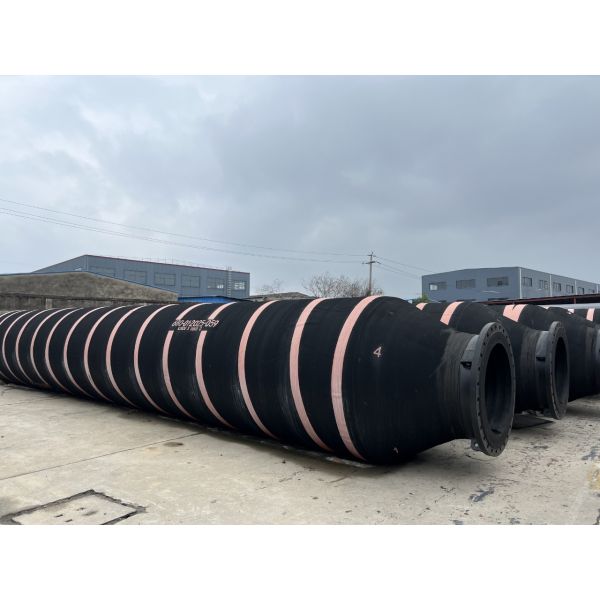 High-Performance Self Floating Dredge Hoses for Marine Offshore Operations