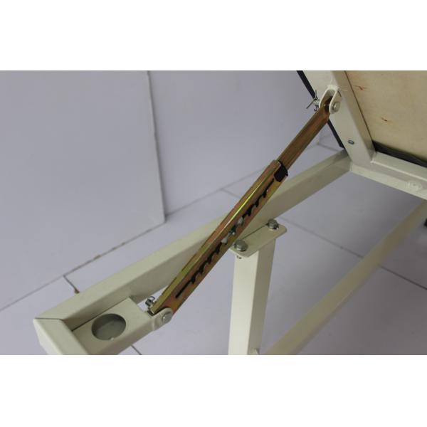 EXAMINATION TABLE WITH MATTRESS