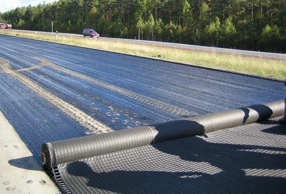 30-30KN PP Geogrid Thermal Bond 200g/sqm Geotextile Composite Geogrid Reinforce Soft Soil