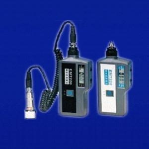 Cheap 0.1～199.9 m/s2 Acceleration EMT220 Digital portable Vibration Meter with Temperature-Measuring for sale