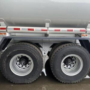 New 3-Axle 12r20 Tire Model 12 Tires 40,000 Liters 45,000 Liters Fuel Tank Semi