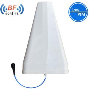 China 698-2700MHz Dual Polarized 4G LTE Panel Directional Cell Outdoor Wireless Antenna on sale
