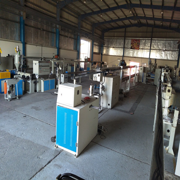 Quality Low Noise Wire Extrusion Machine , Single Screw UAE Power Cable Extruder Machine wholesale