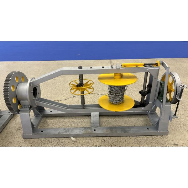 Quality Auto Operate Double Strand Razor Wire Machine Durable Barbed Wire Machine wholesale