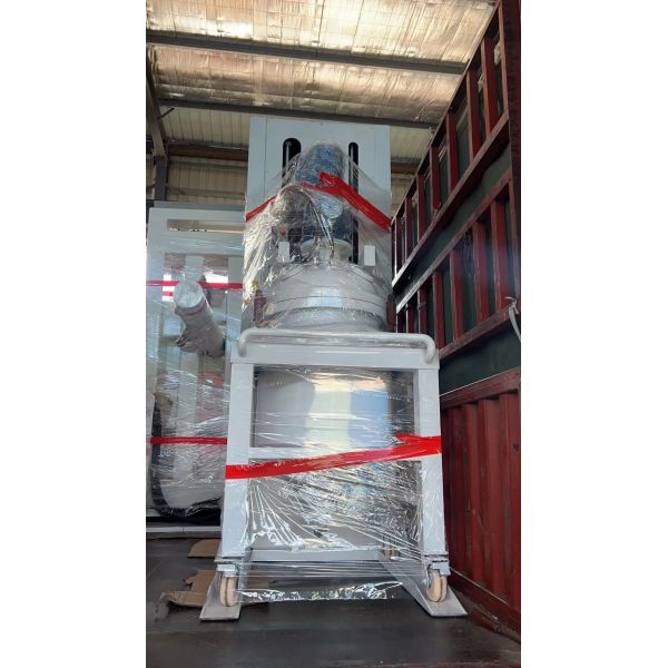 APG Machine with 1000X1000mm Clamp Plate Size 22t Clamp Force and 36kw Heating