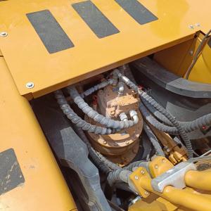 212 kw Second Hand Sany 305H Excavator 30.5 Tons High Speed Hydraulic Pump