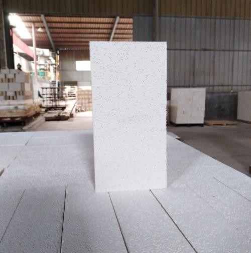 Quality LOW POROSITY MULLITE BRICKS,INSULATING FIREBRICKS (IFB) WITH MULLITE, CORUNDUM MULLITE BRICKS, ZIRCON MULLITE BRICKS wholesale