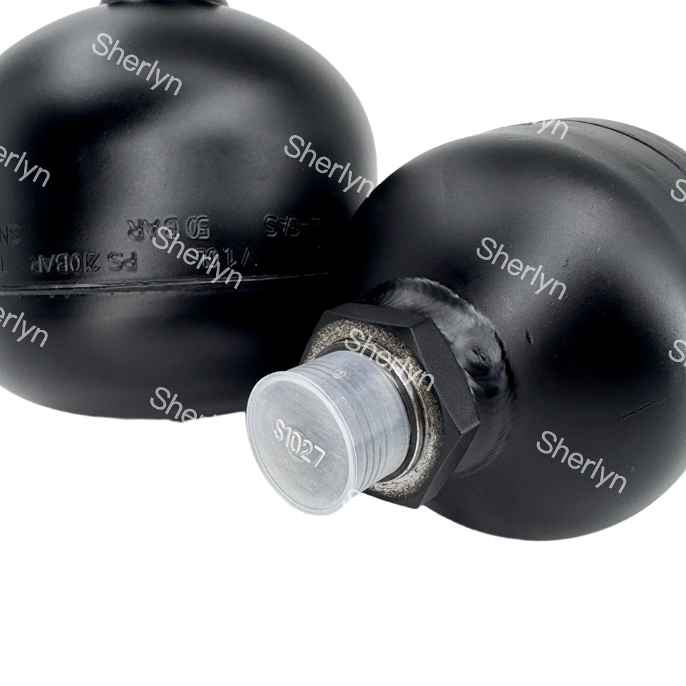 China VOE17262260 Volvo Diaphragm Accumulator 0.75L on sale