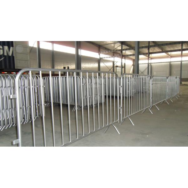 Quality "v" foot welded model crowd control barrier 1090mm x 2500mm upright OD 16mm outer 35mm wholesale