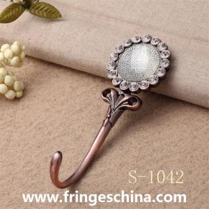 High quality classical customized metal curtain hooks for home decorations