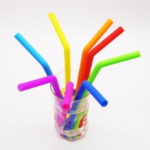 China LFGB Eco Reusable Customized Silicone Collapsible Straws on sale