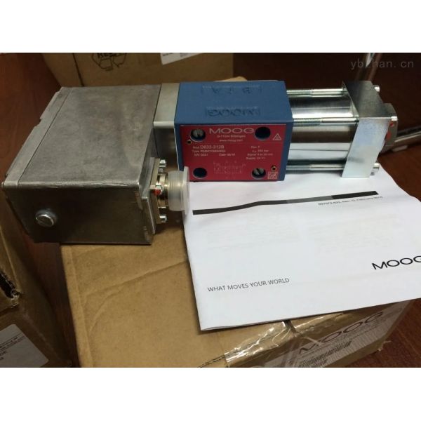 Moog Servo Valve with Closed Loop Control Direct Acting and 45mm Shaft Length