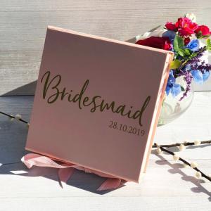 Cheap Personalised Printed Bridal Party Gift Set Packaging Box Pink Bridesmaid Proposal Gift Packaging Box With Ribbon for sale