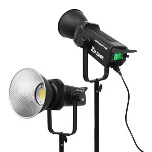 High-power 200w spotlight can be matched with a soft light cover suitable for