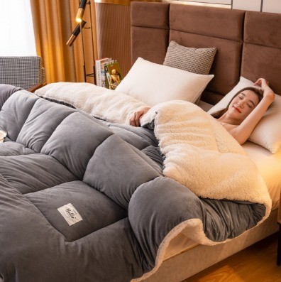 Quality Home 2023 Thicken Light Pink Solid Soft Comforters Set for Winter Super Warm Bedding wholesale