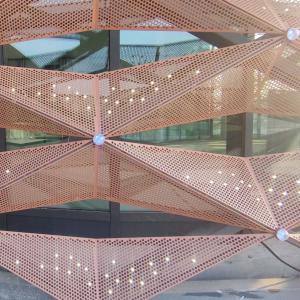 Insulation Systems and Natural Light in Aluminium Curtain Wall with Advanced